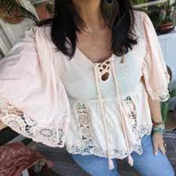 Venus peach lace peasant top blouse NEW size M - Picture 1 of 8